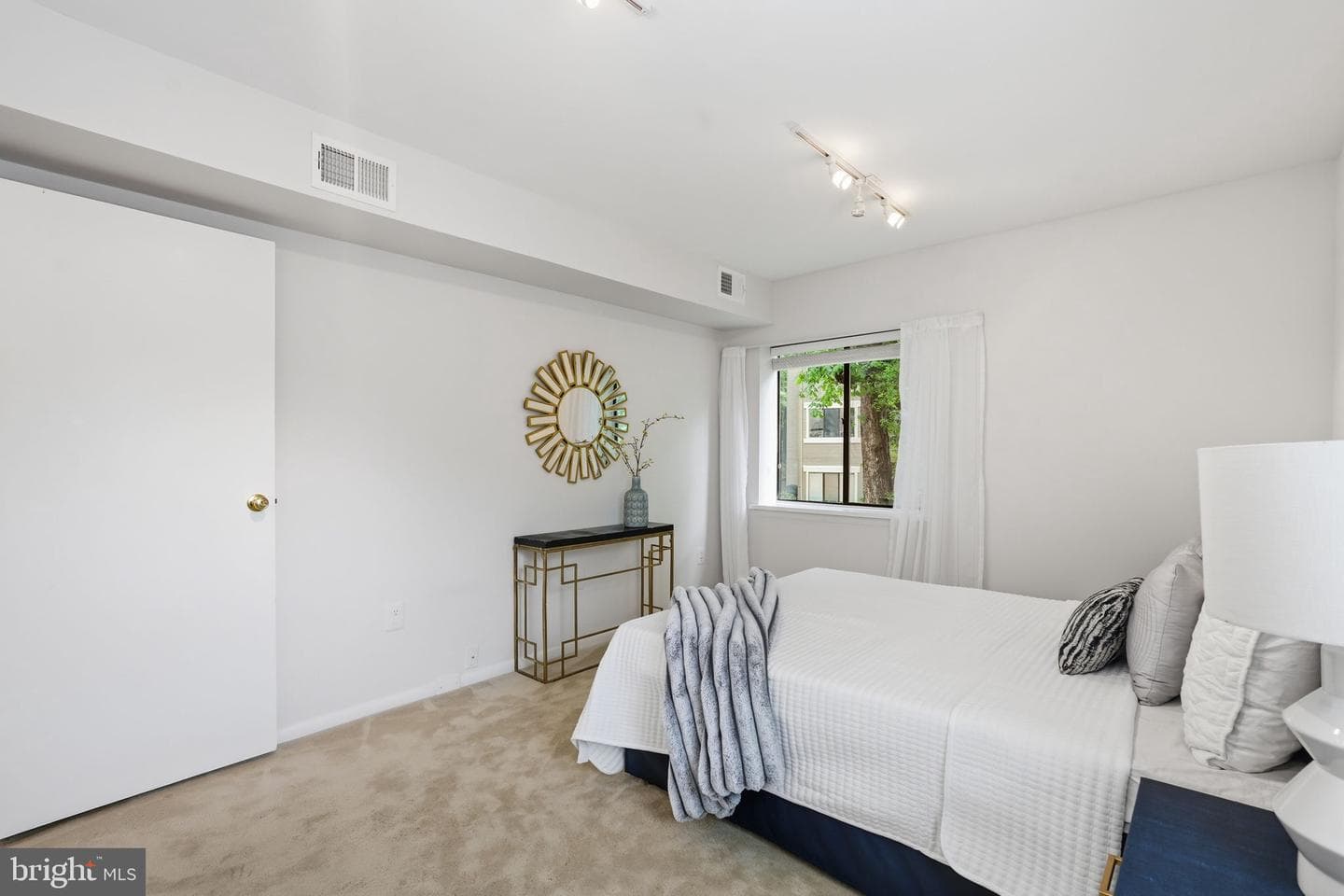 11721 Karbon Hill Court #201 photo 19