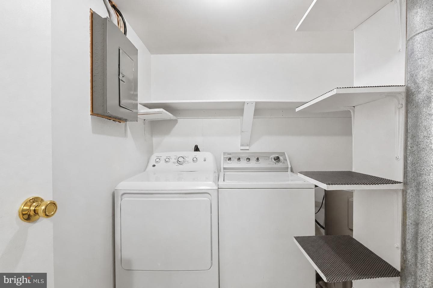 11721 Karbon Hill Court #201 photo 23