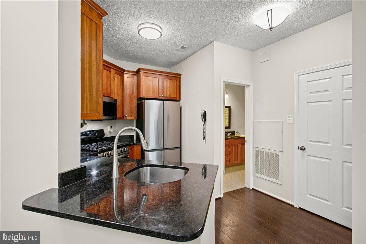 14305 Climbing Rose Way #101 photo 10