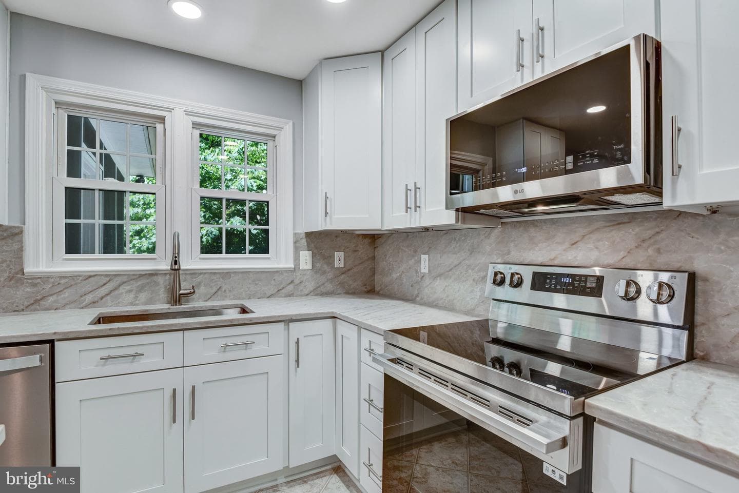 10999 Highridge Street photo 14