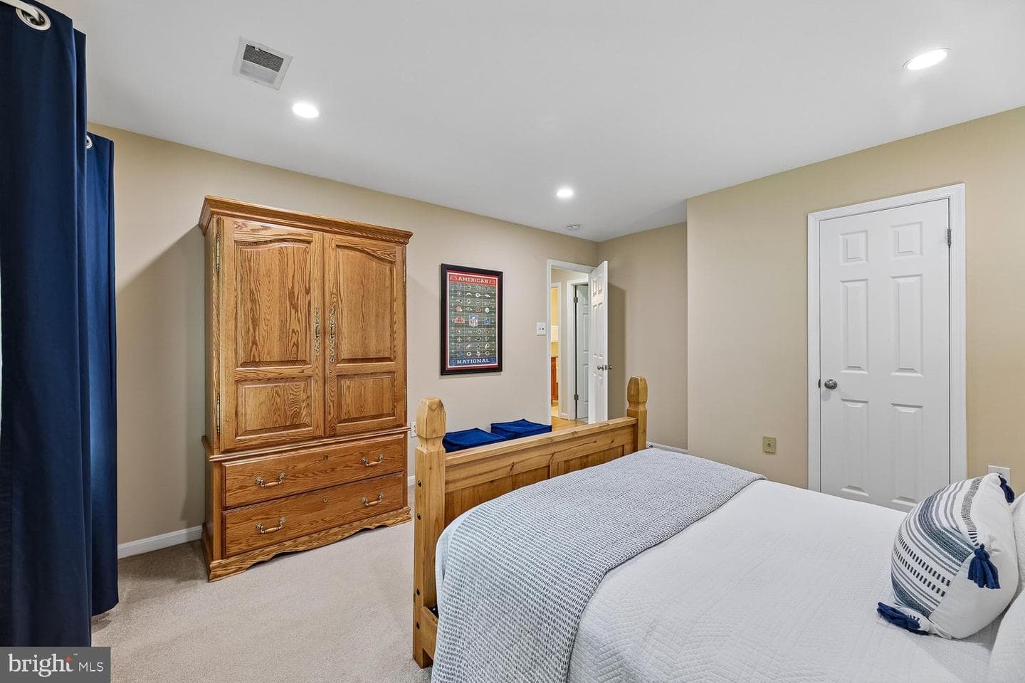 9200 Wyeth Lane photo 33