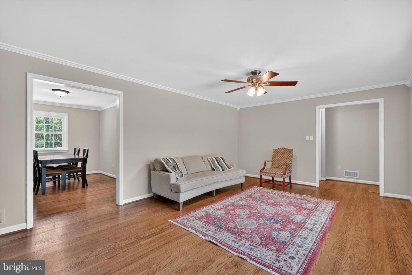 6727 Newington Road photo 10