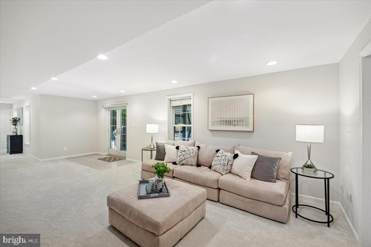 12302 Upper Wynnewood photo 48