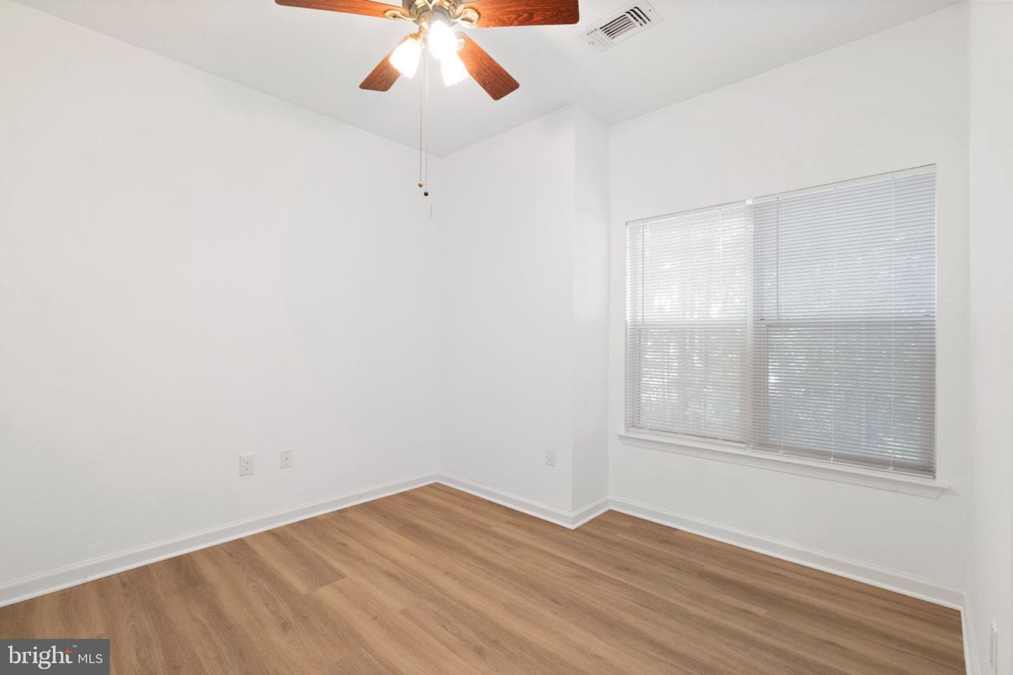 1700 Lake Shore Crest Drive #13 photo 13