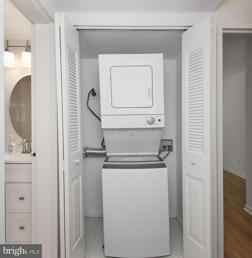 11600 Stoneview Square #60/2b photo 22
