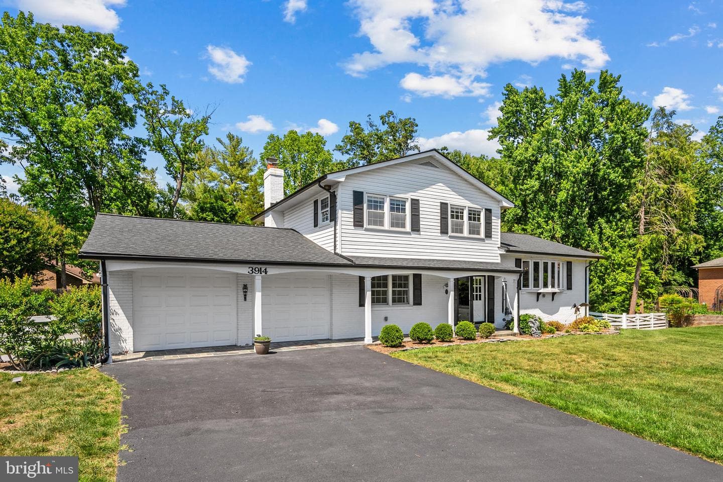 3914 Rive Drive, Alexandria