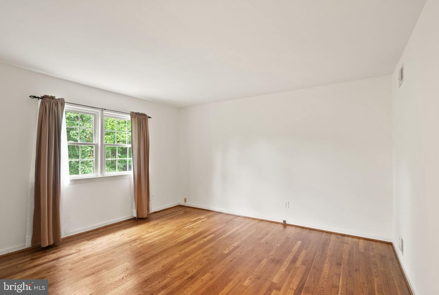 1902 Ancilla Court photo 19