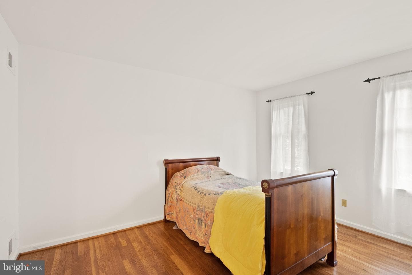 1902 Ancilla Court photo 22