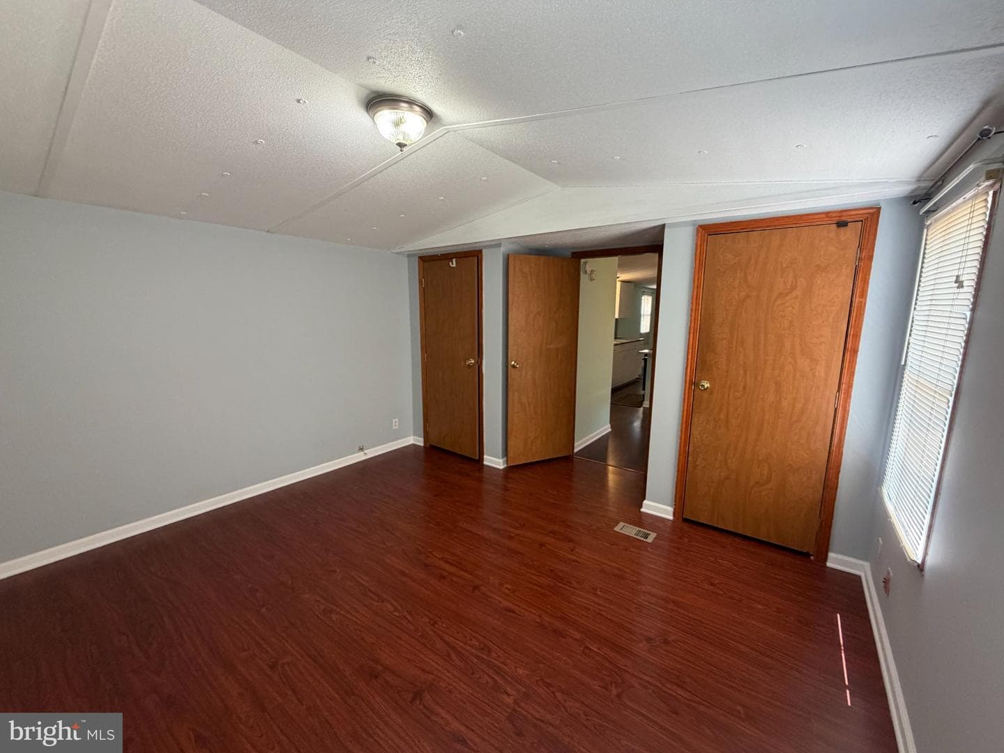 7923 Stork Road photo 9