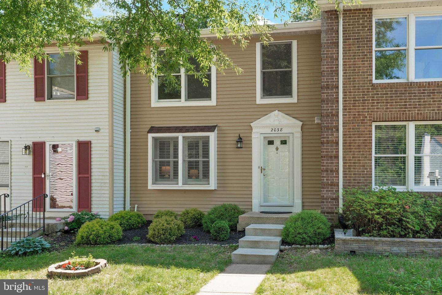 2038 Brooks Square Place, Falls Church