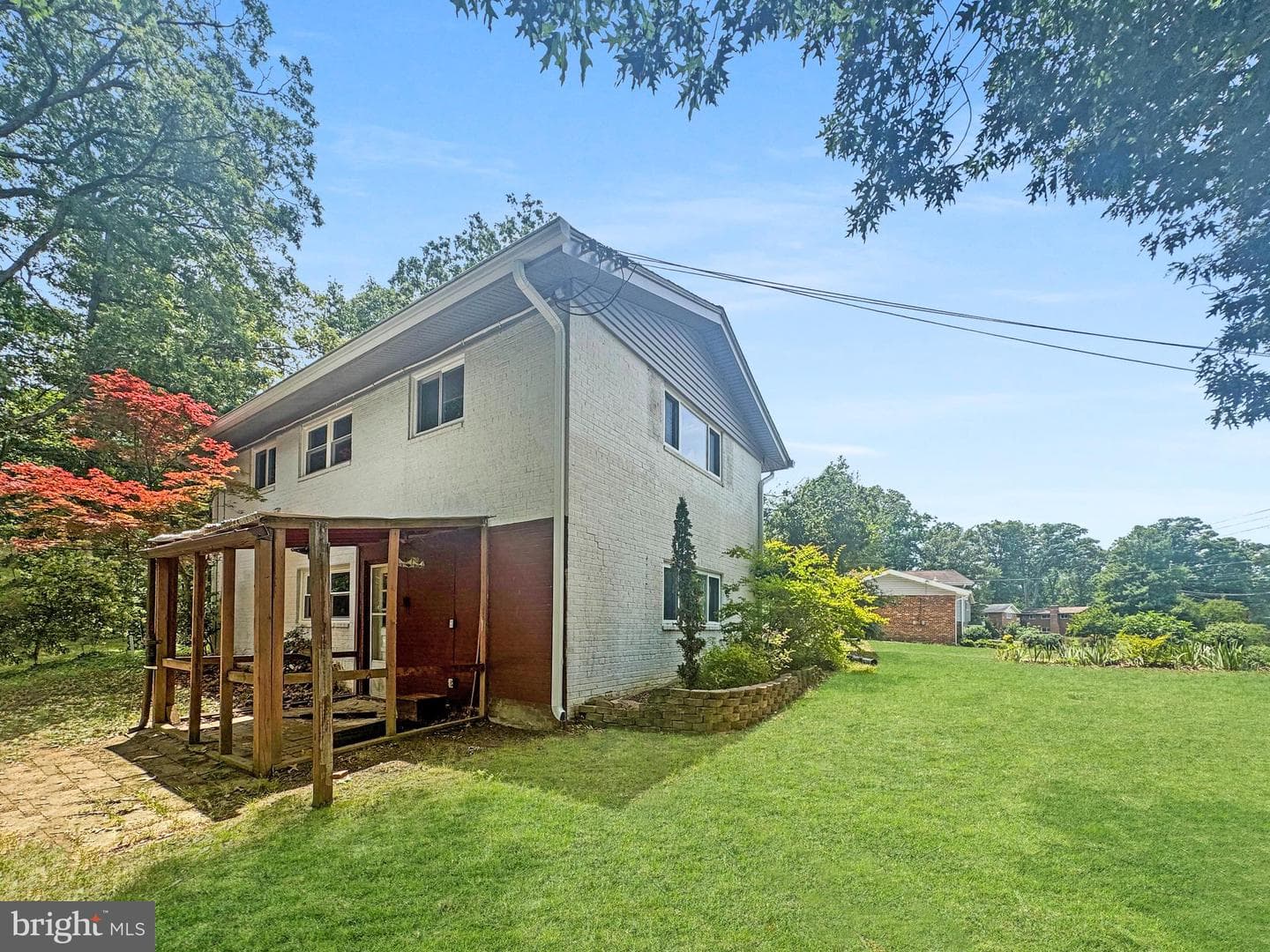 3905 Sulgrave Drive photo 4