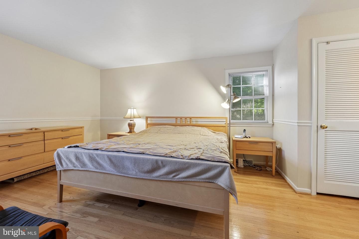 2205 Abbotsford photo 22