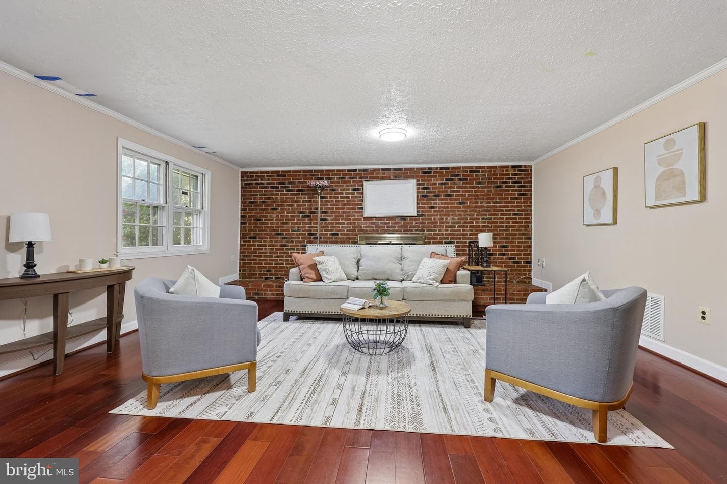 2205 Abbotsford photo 28