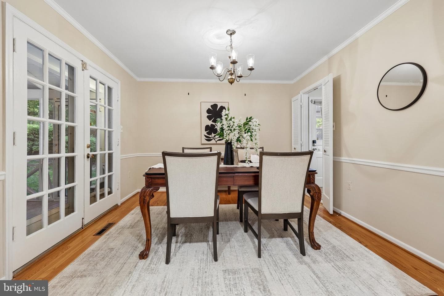 2205 Abbotsford photo 7