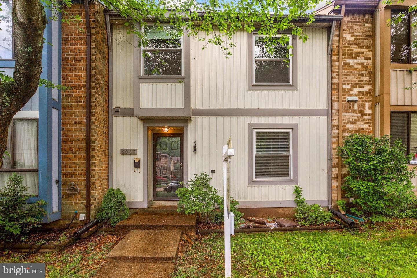 6060 Hollow Knoll Court, Springfield
