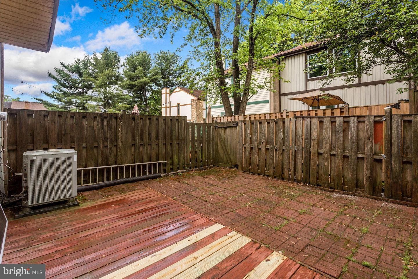 6060 Hollow Knoll Court photo 5
