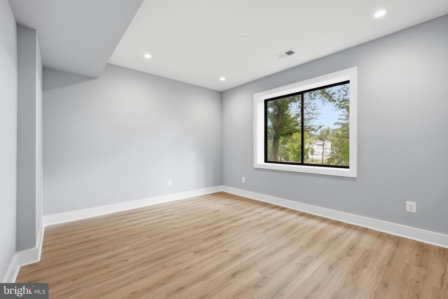 1806 Barbee Street photo 42