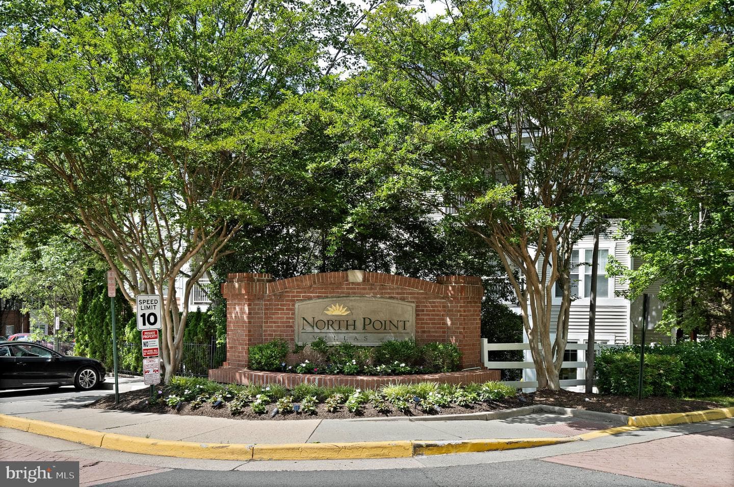 1519 N Point Drive #202, Reston