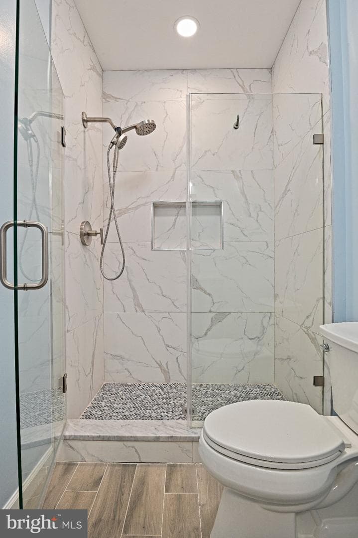 1519 N Point Drive #202 photo 23