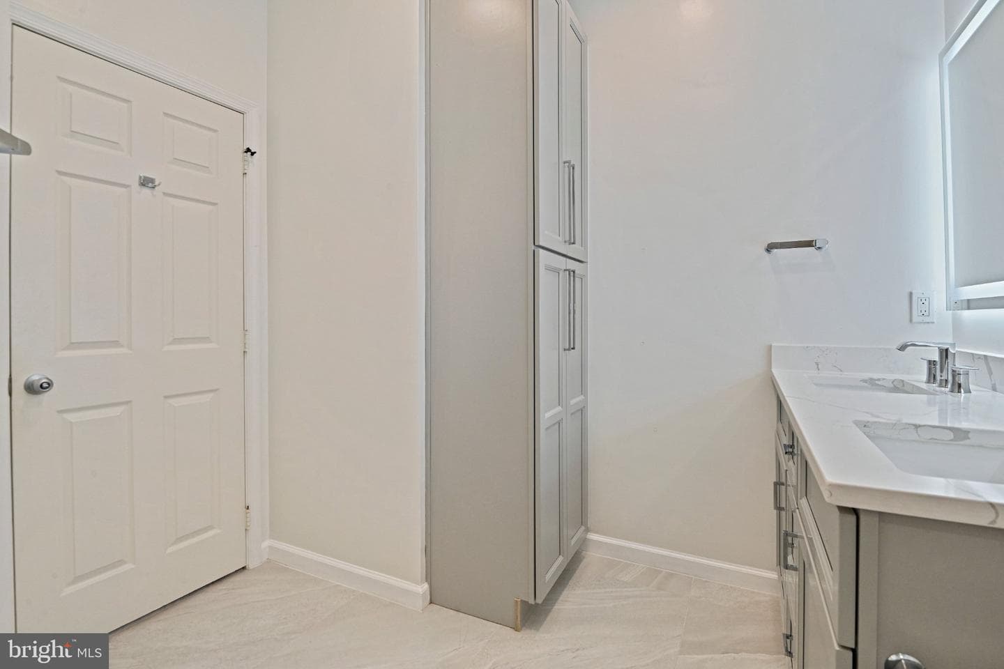 1519 N Point Drive #202 photo 36