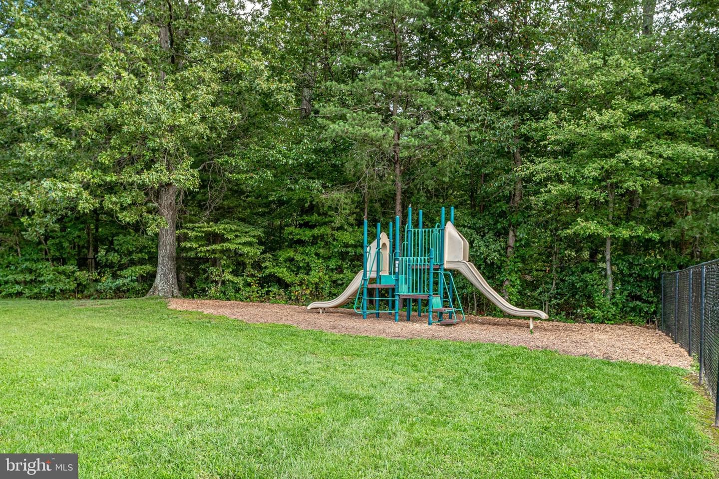 1519 N Point Drive #202 photo 48