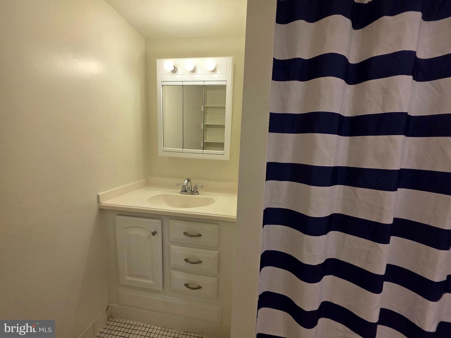 2059 Huntington Ave # 1100 photo 10