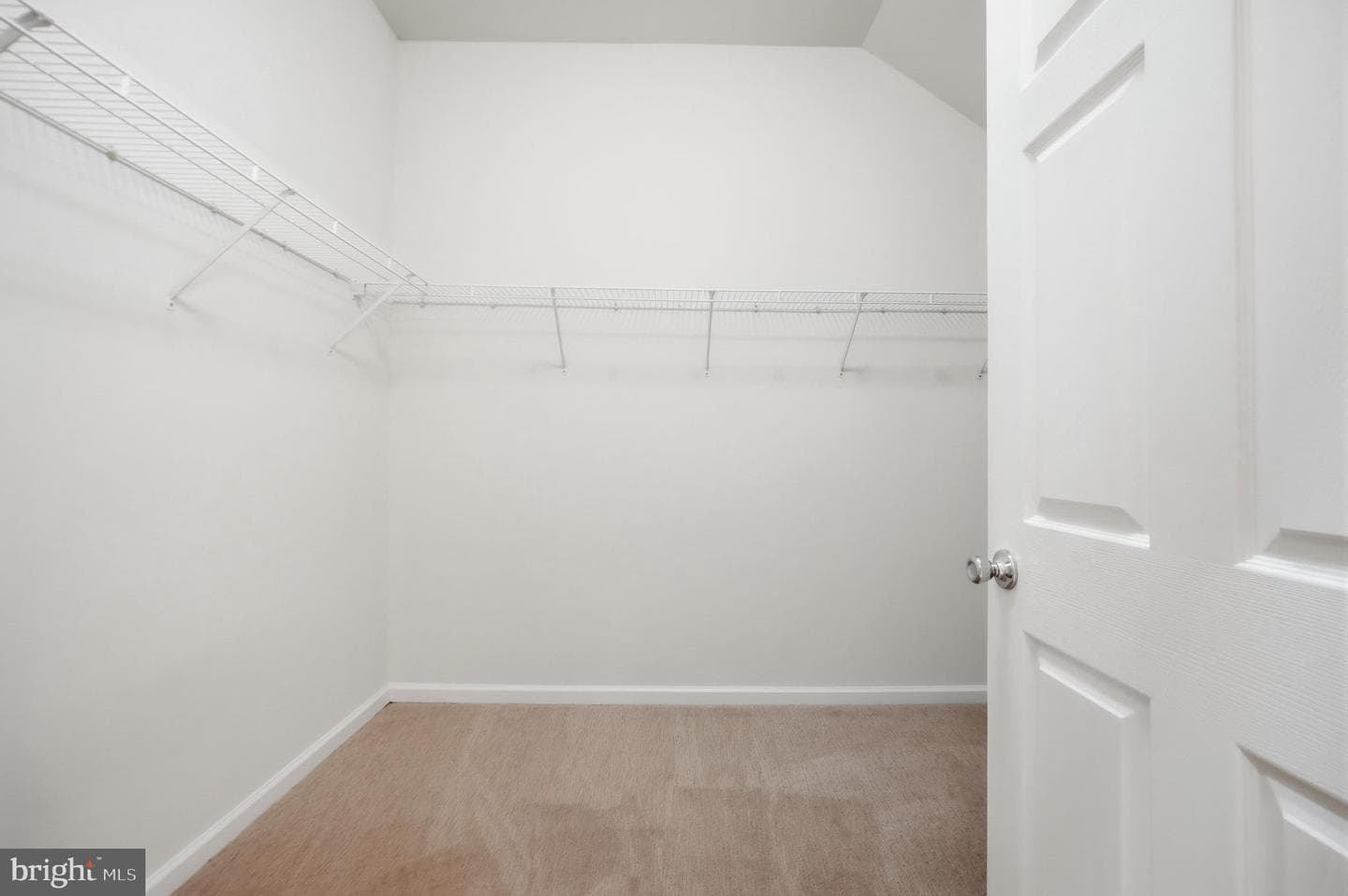 4118 Leclair Court photo 24