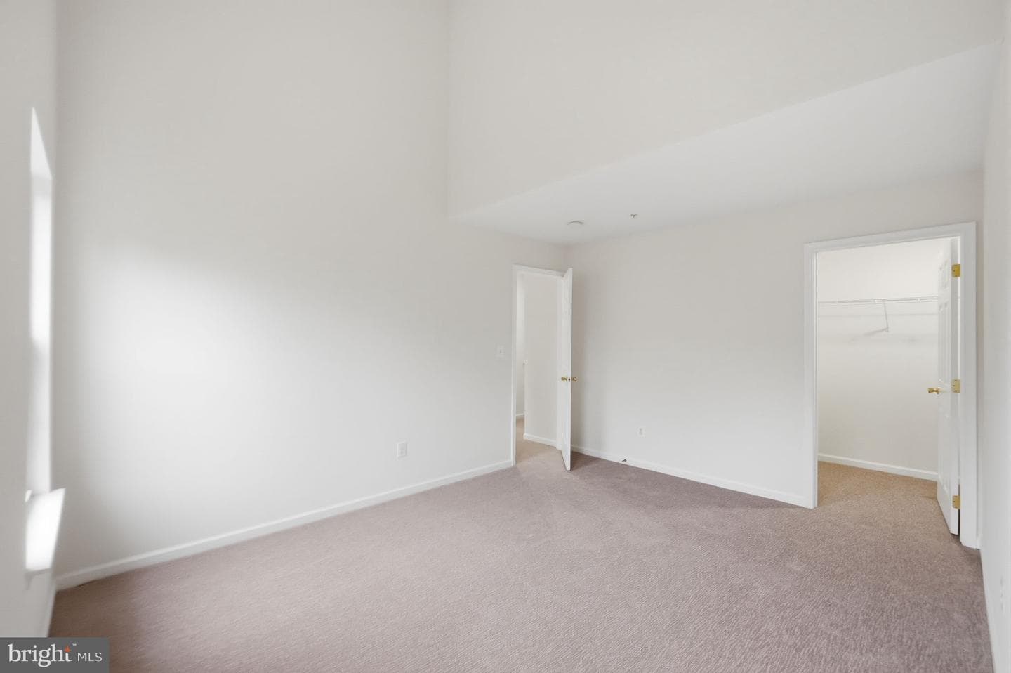 4118 Leclair Court photo 27