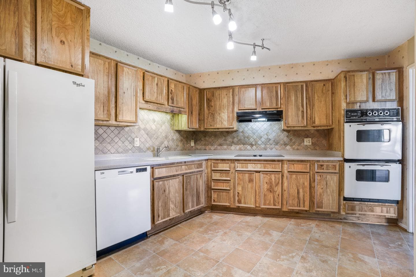 5903 Mount Eagle Drive #1504 photo 15