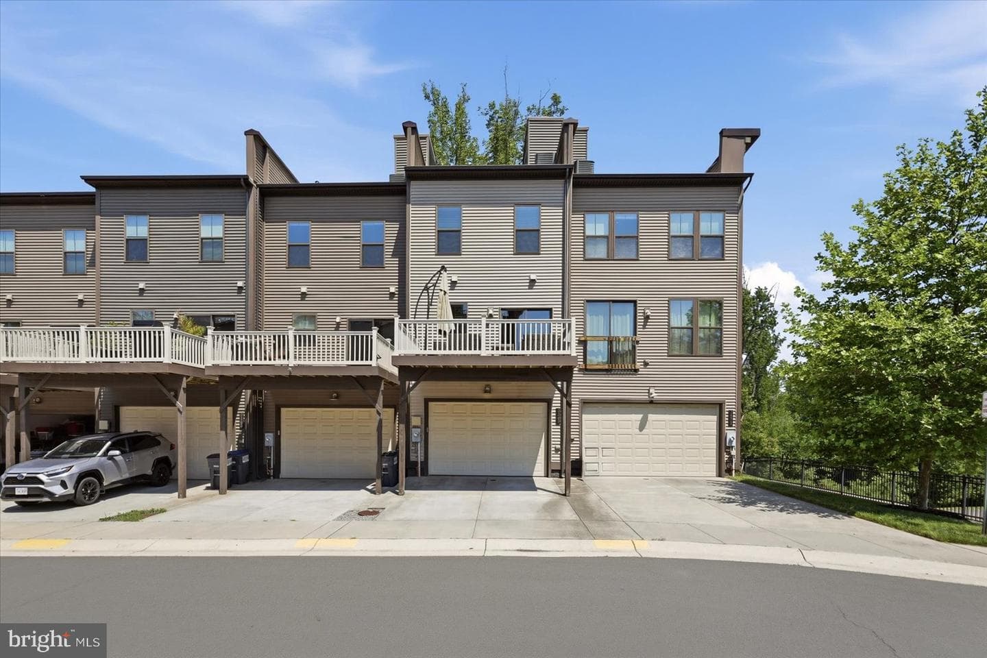 3169 Virginia Bluebell Court photo 64