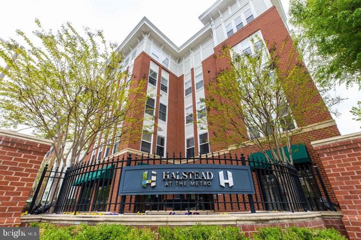 2665 Prosperity Avenue #403, Fairfax