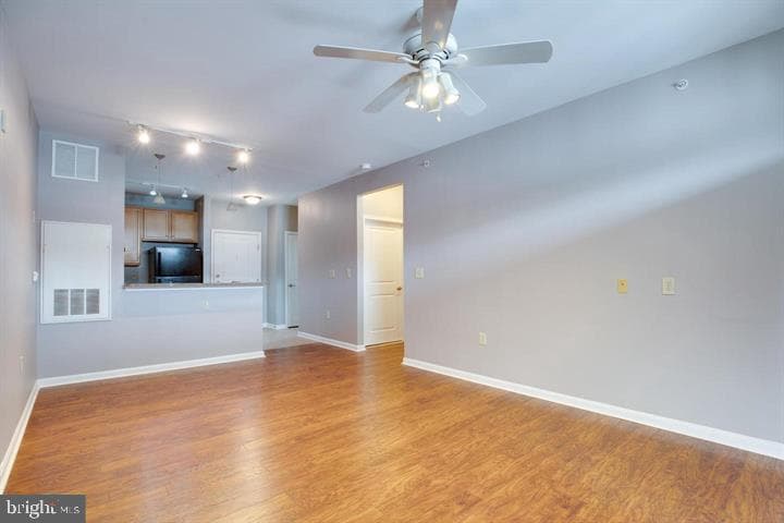 2665 Prosperity Avenue #403 photo 25