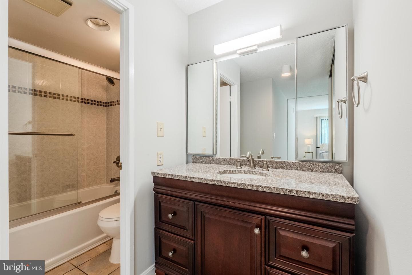 5901 Mount Eagle Drive #510 photo 33