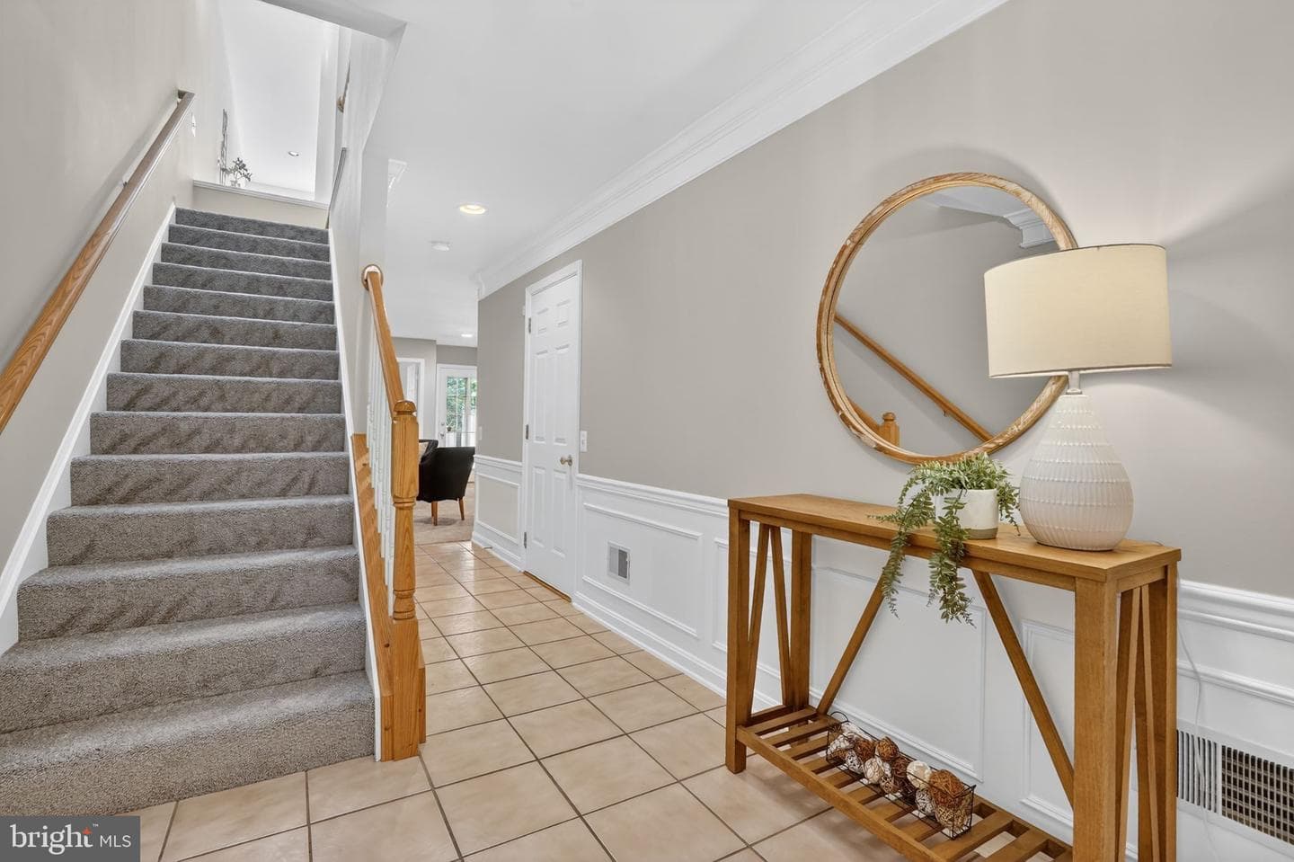 8227 Singleleaf Lane photo 4