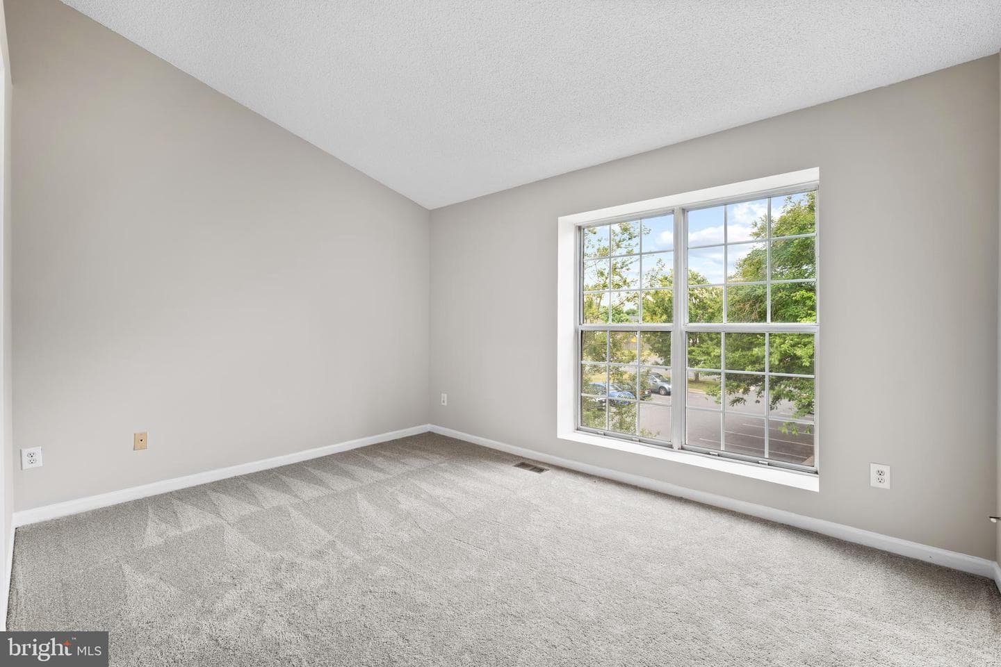 13562 Highland Mews Court photo 11
