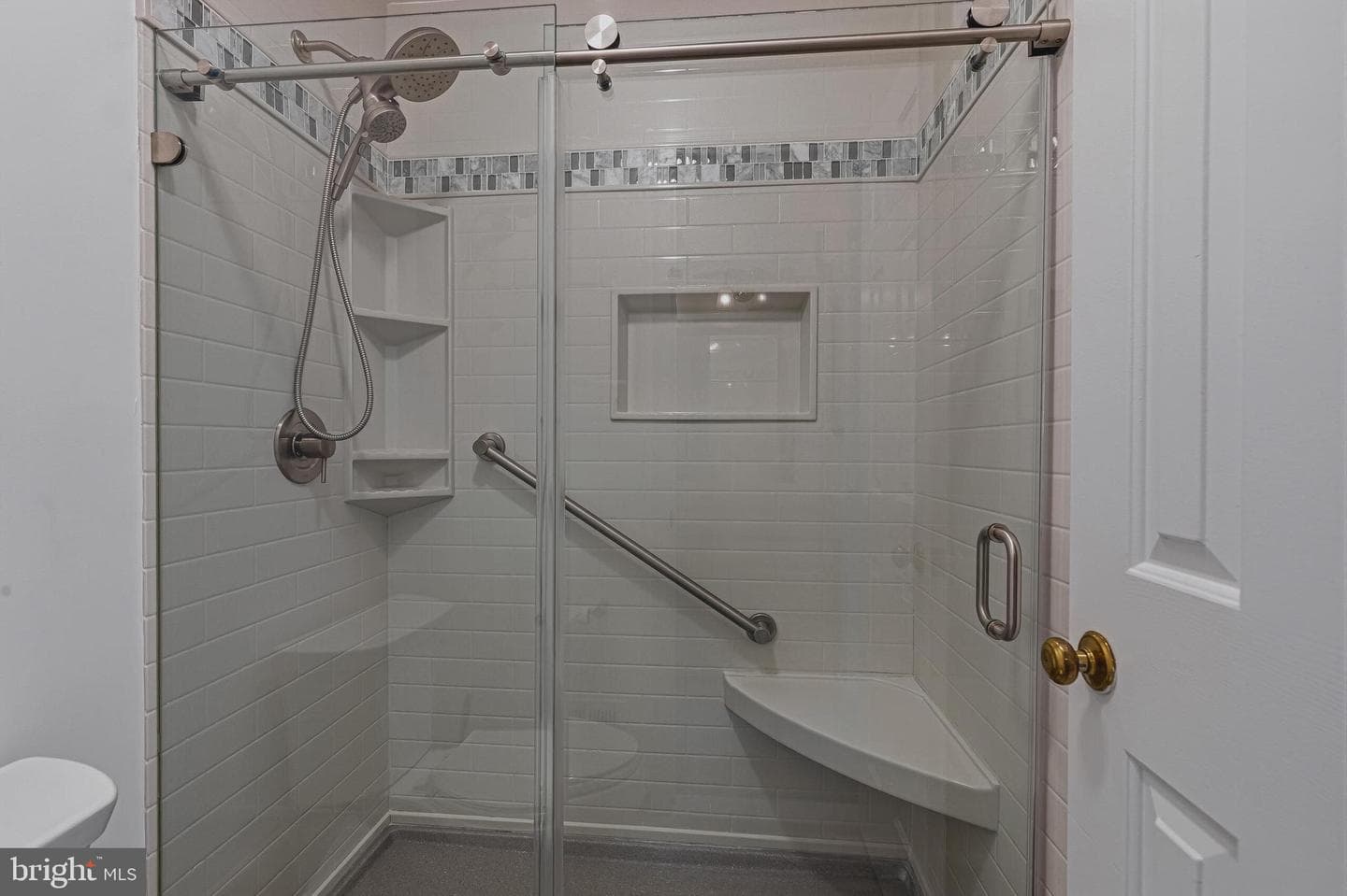 8144 Cliffview Avenue photo 25