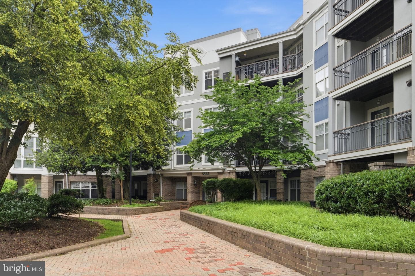 5565 Seminary Road #313, Falls Church