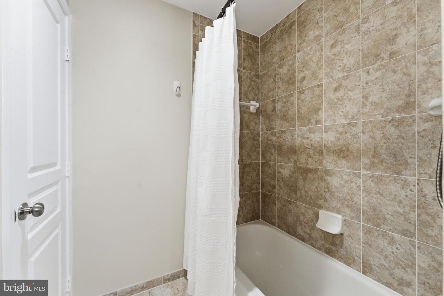 5565 Seminary Road #313 photo 42