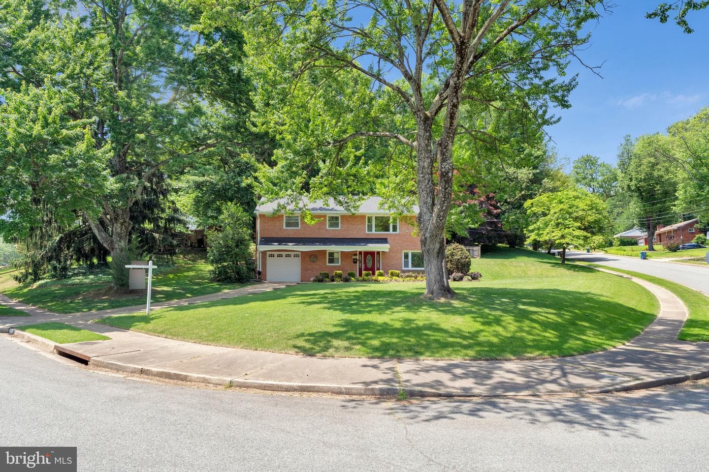 7500 Long Pine Drive photo 4