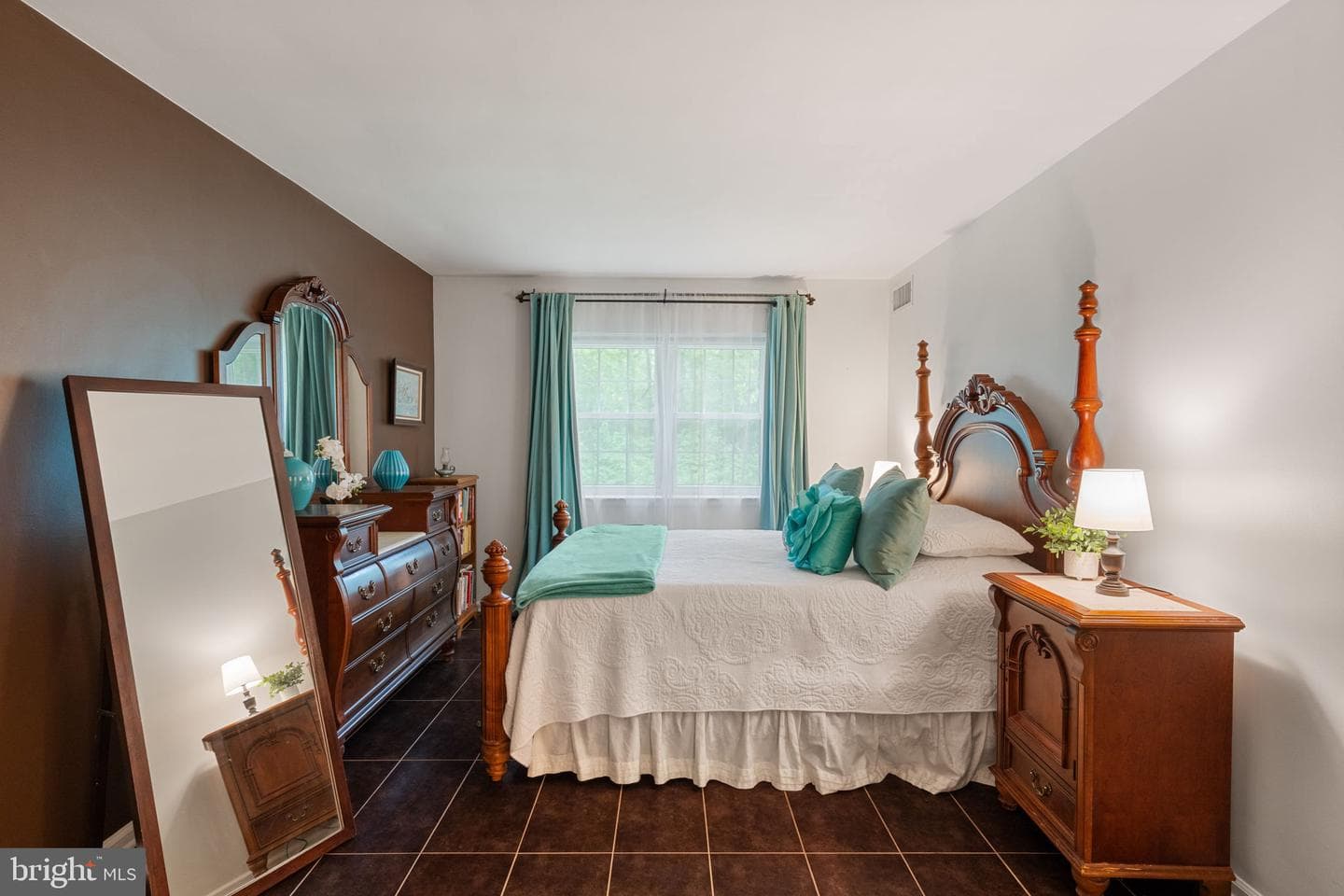 5804 Cove Landing Road #101 photo 15
