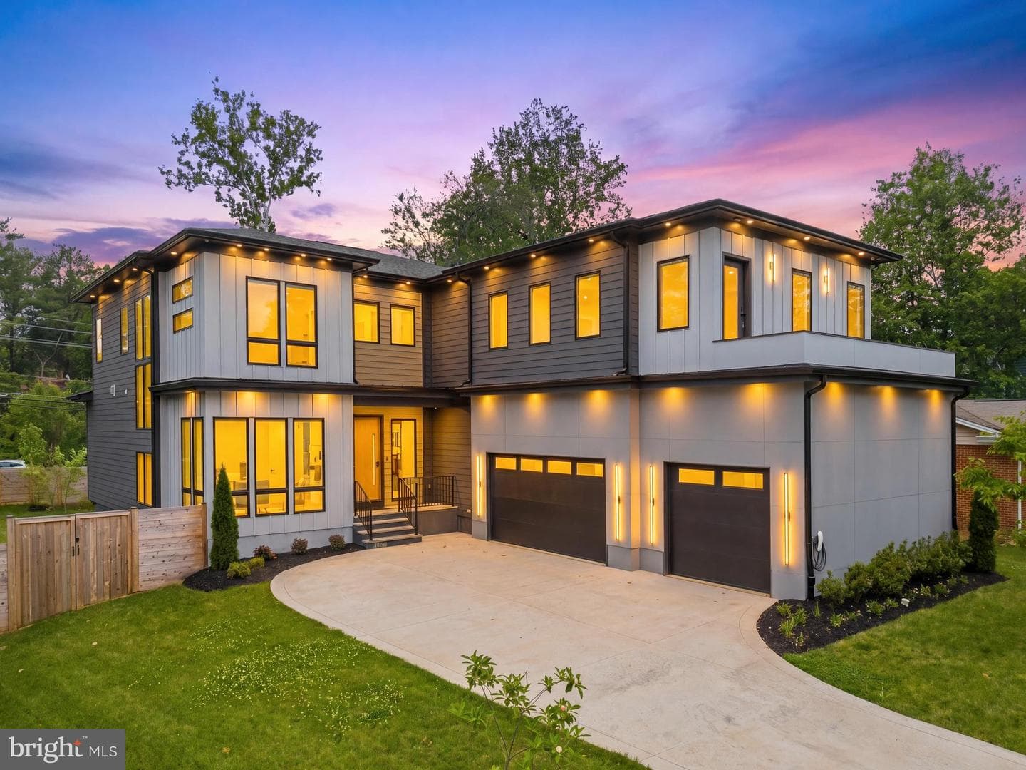 909 Myers Circle SW, Vienna