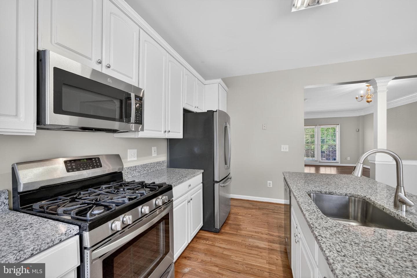5506 Jowett Court photo 7
