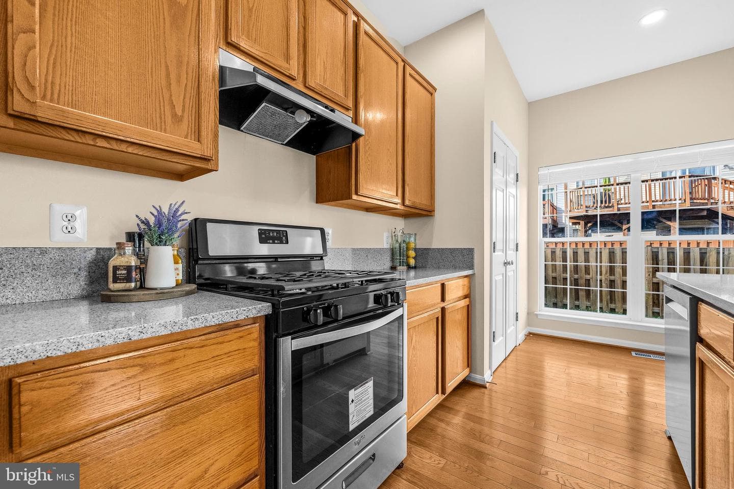 2475 Wheat Meadow Circle photo 18
