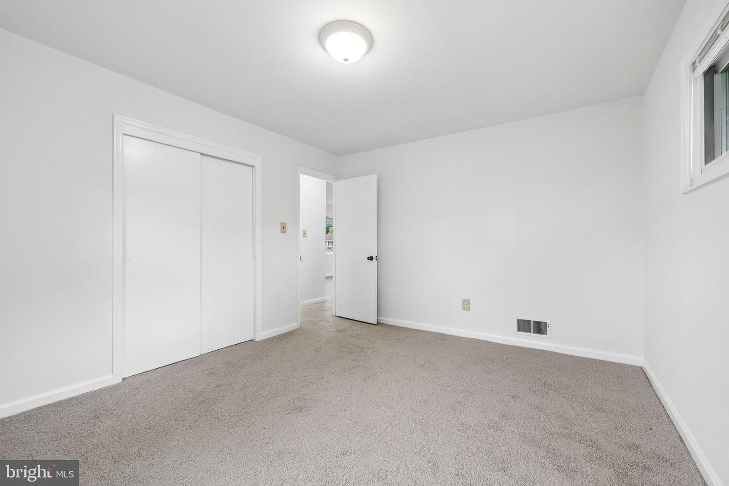 6421 Dorset Drive photo 12