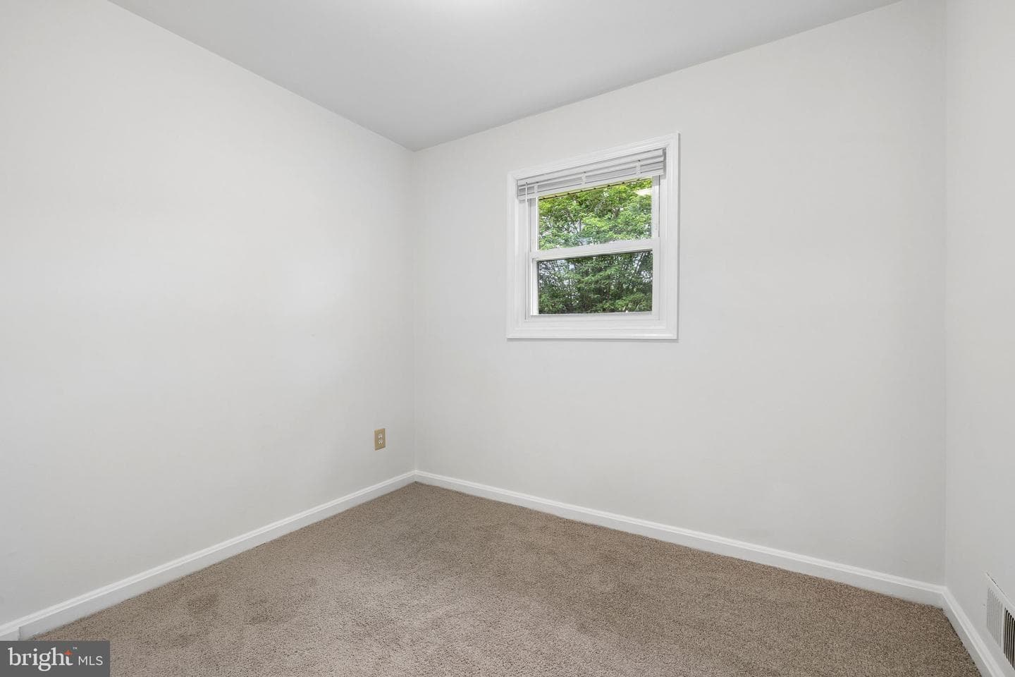 6421 Dorset Drive photo 13