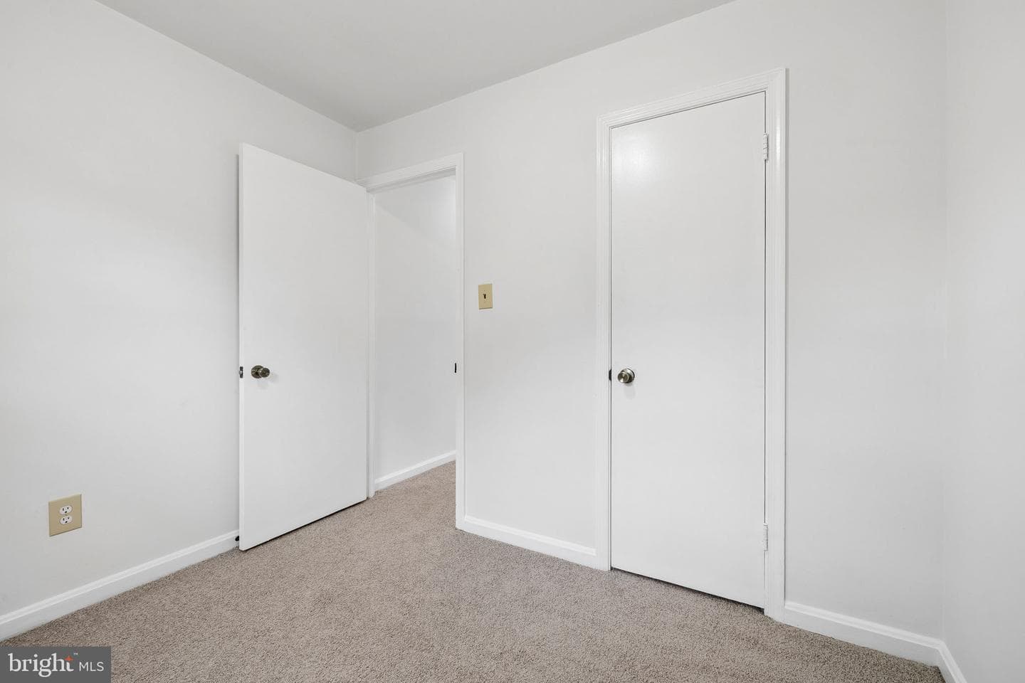 6421 Dorset Drive photo 14