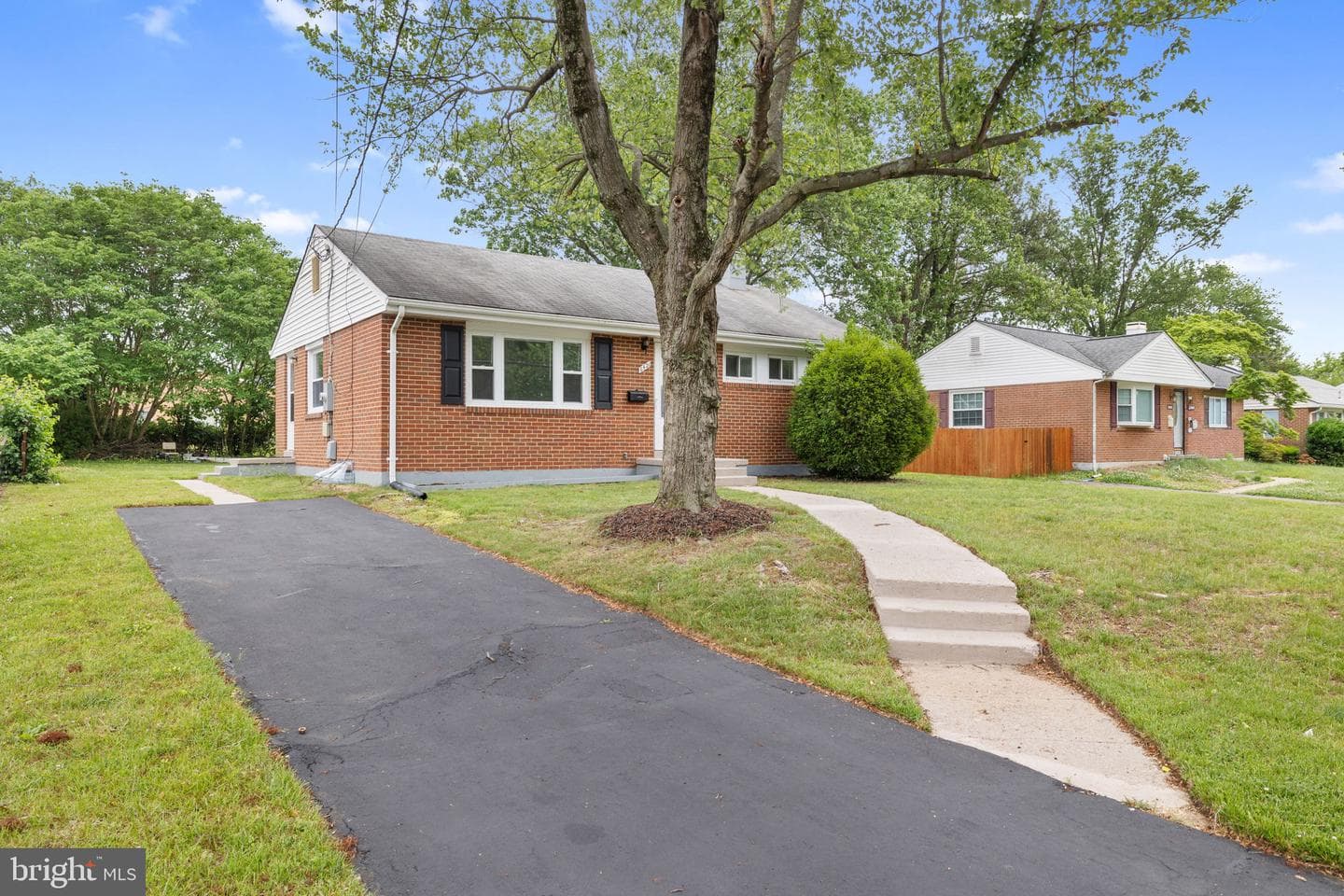 6421 Dorset Drive photo 3