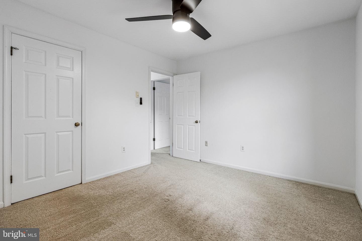 5919 Ambassador Way photo 43