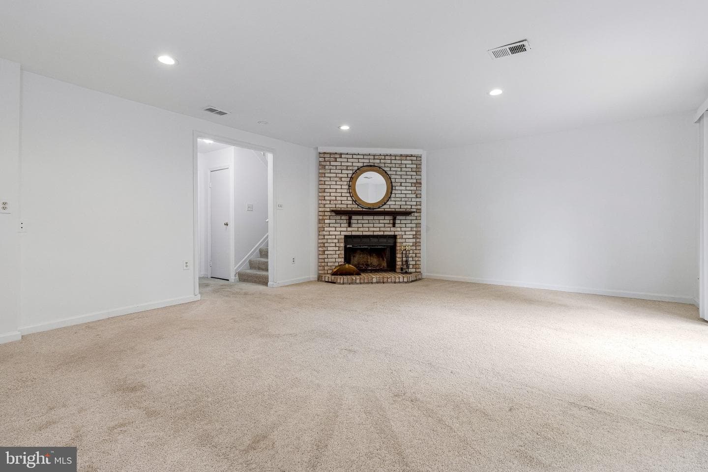 5919 Ambassador Way photo 55