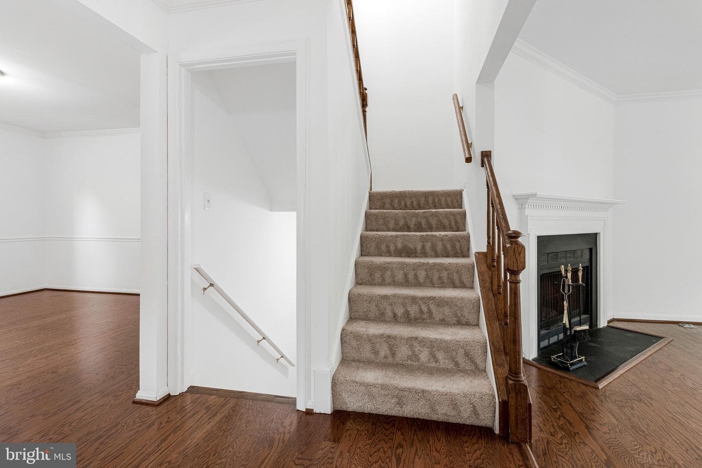 5919 Ambassador Way photo 9